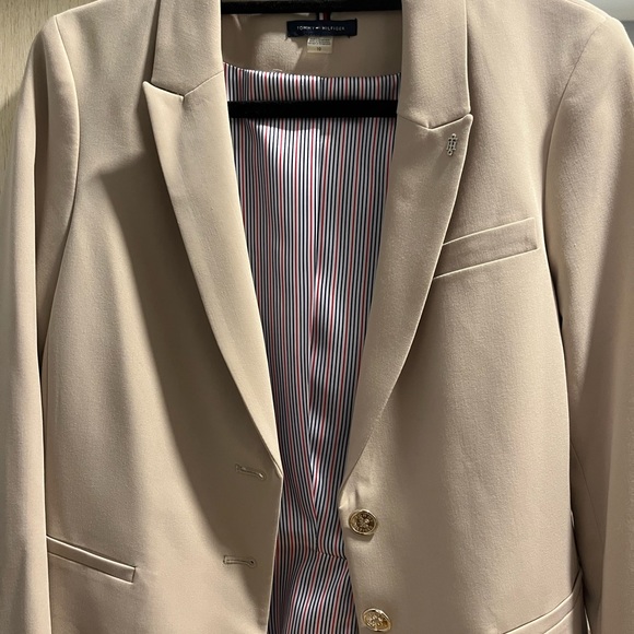 Tommy Hilfiger dressy blazer/suit jacket. - Picture 2 of 4